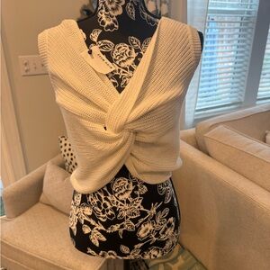 Chic Off-the-Shoulder Cream Sweater